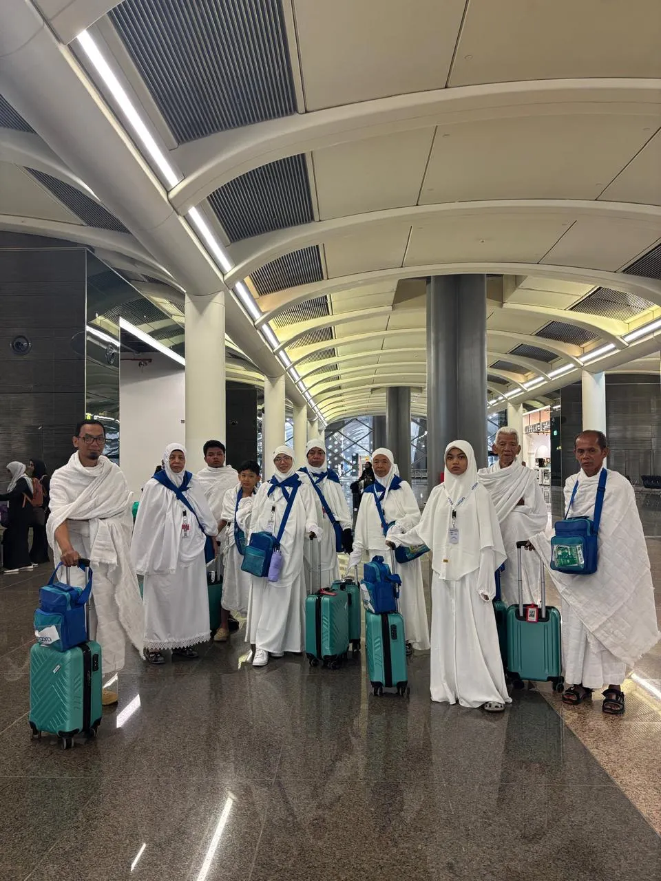 Galeri Amoora Travel